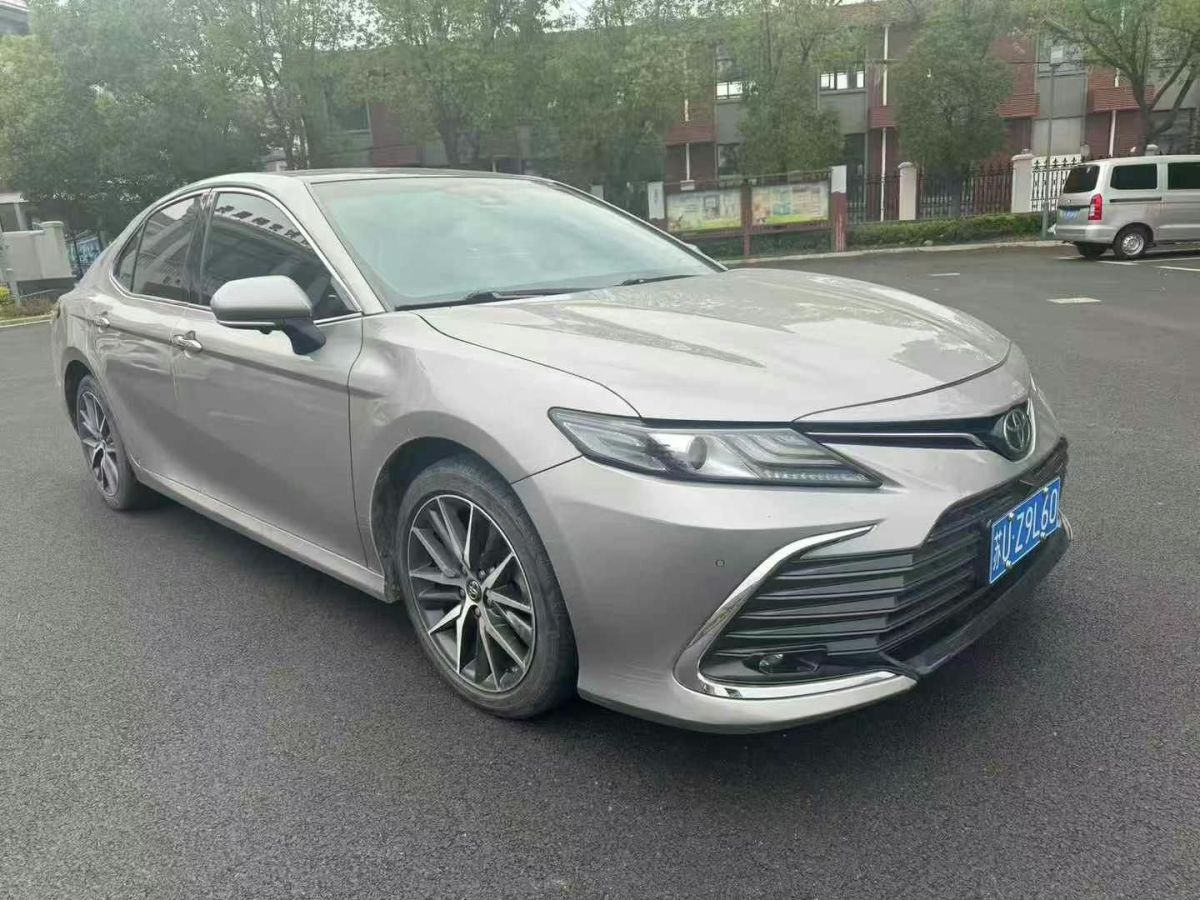 豐田 凱美瑞  2022款 2.0GVP 領(lǐng)先版圖片