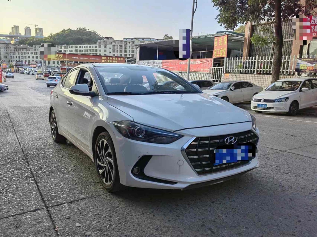 現(xiàn)代 領(lǐng)動  2019款 1.5L CVT智炫?精英型圖片