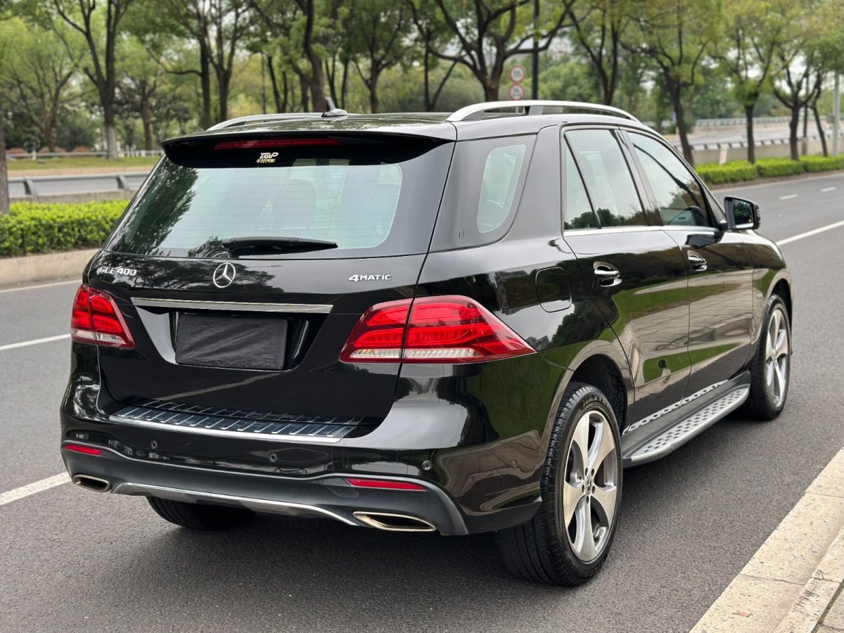 2019年2月奔馳 奔馳GLE  2019款 GLE 320 4MATIC 豪華型臻藏版