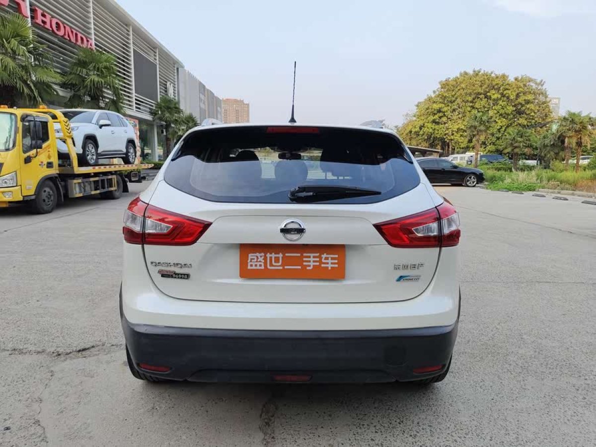 日產(chǎn) 逍客  2016款 2.0L CVT精英版圖片