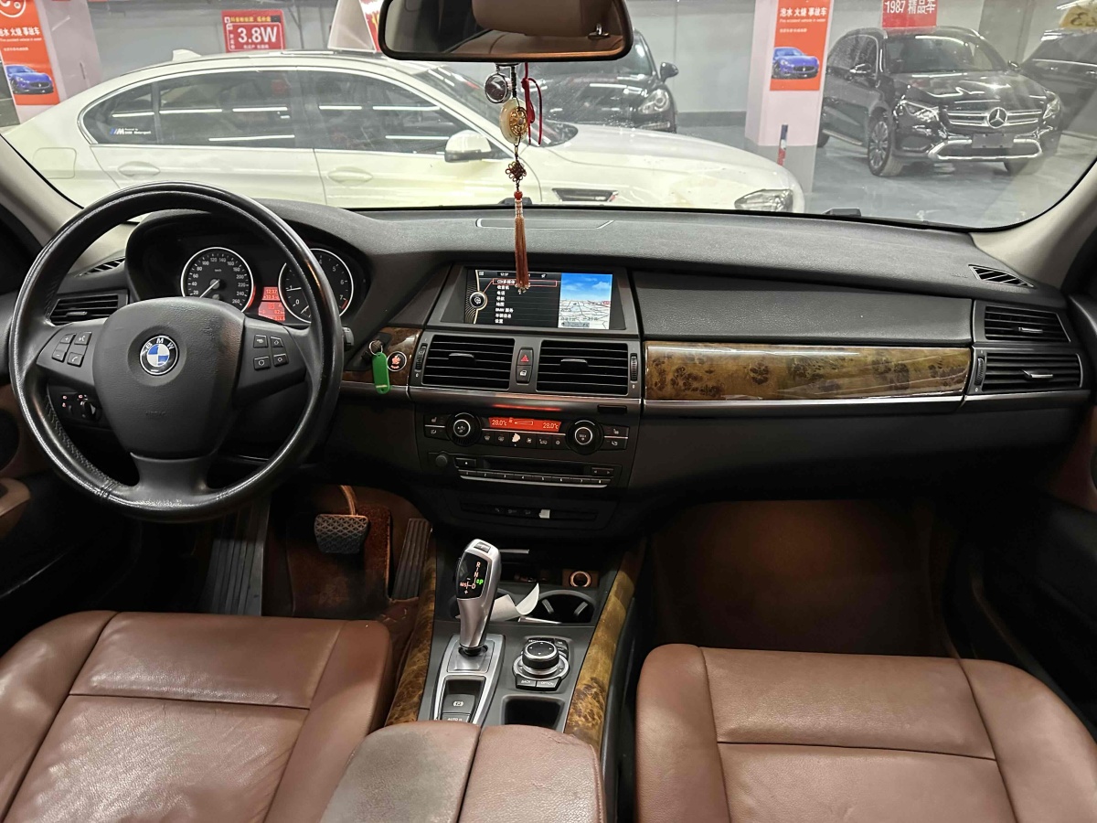 寶馬 寶馬X5  2013款 xDrive35i 領(lǐng)先型圖片