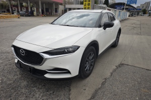 CX-4 马自达 2.0L 自动两驱蓝天品位版