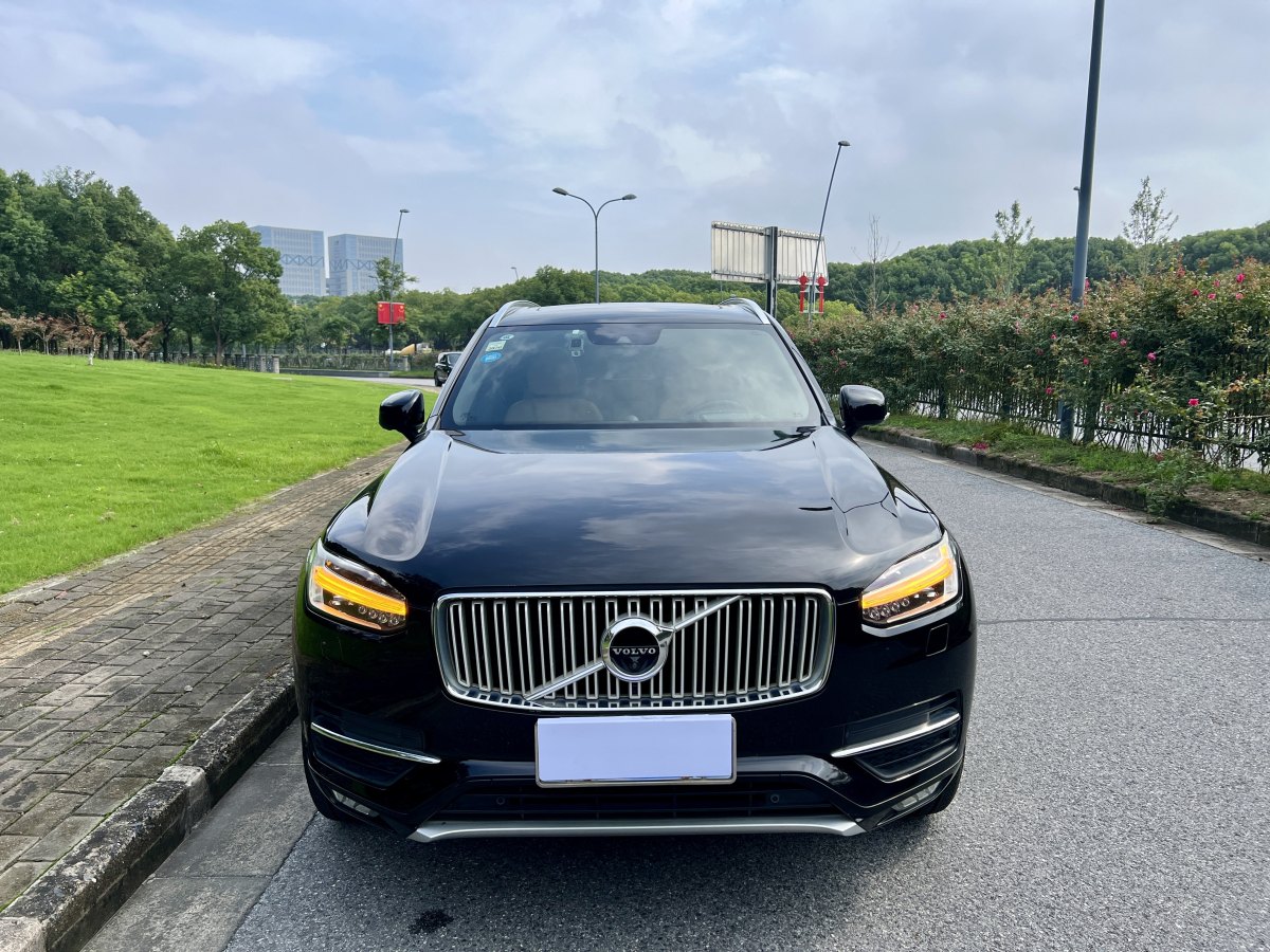 沃爾沃 XC90  2015款 T6 智尊版 7座圖片