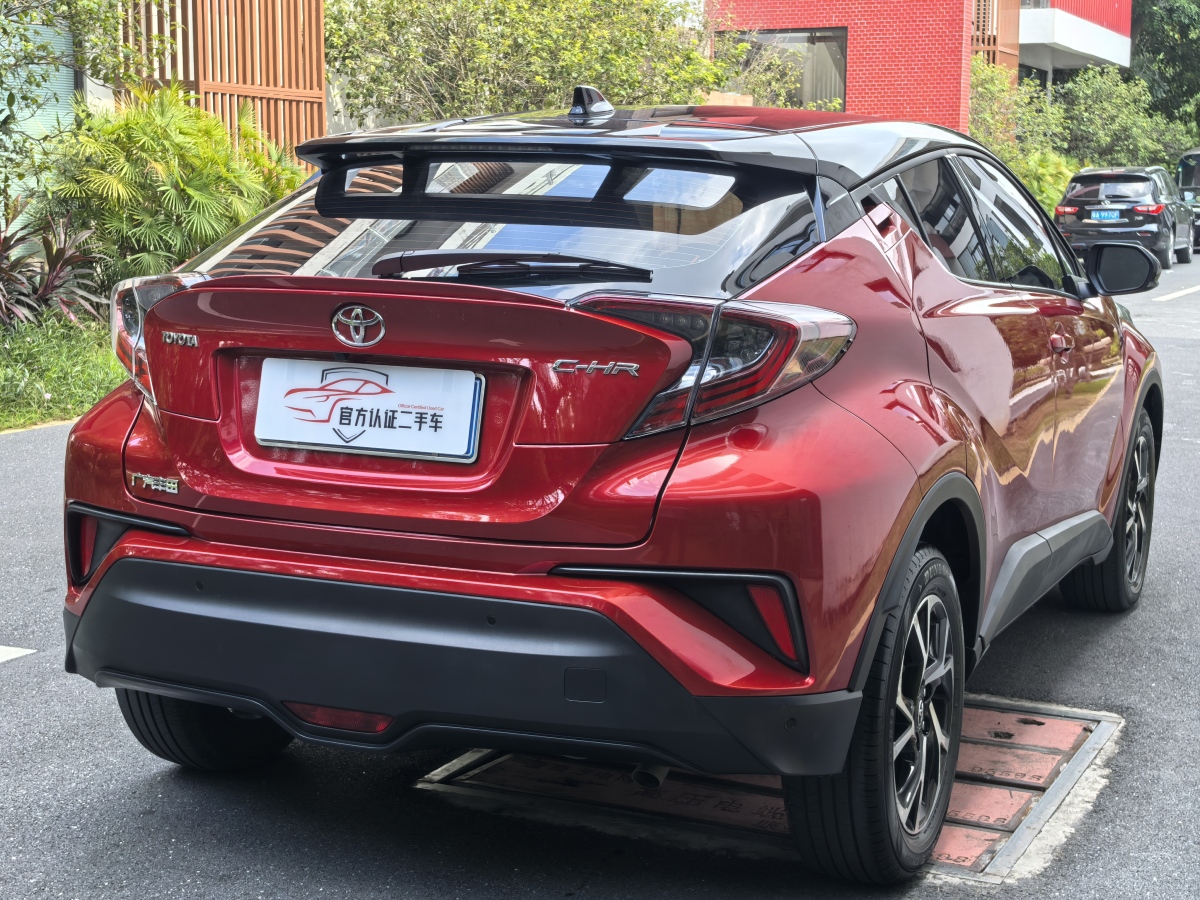 豐田 C-HR  2020款 2.0L 豪華版圖片