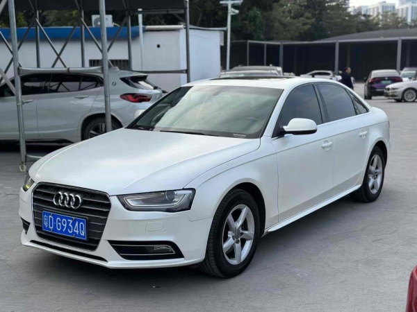 奥迪 奥迪A4L  2013款 35 TFSI 自动标准型