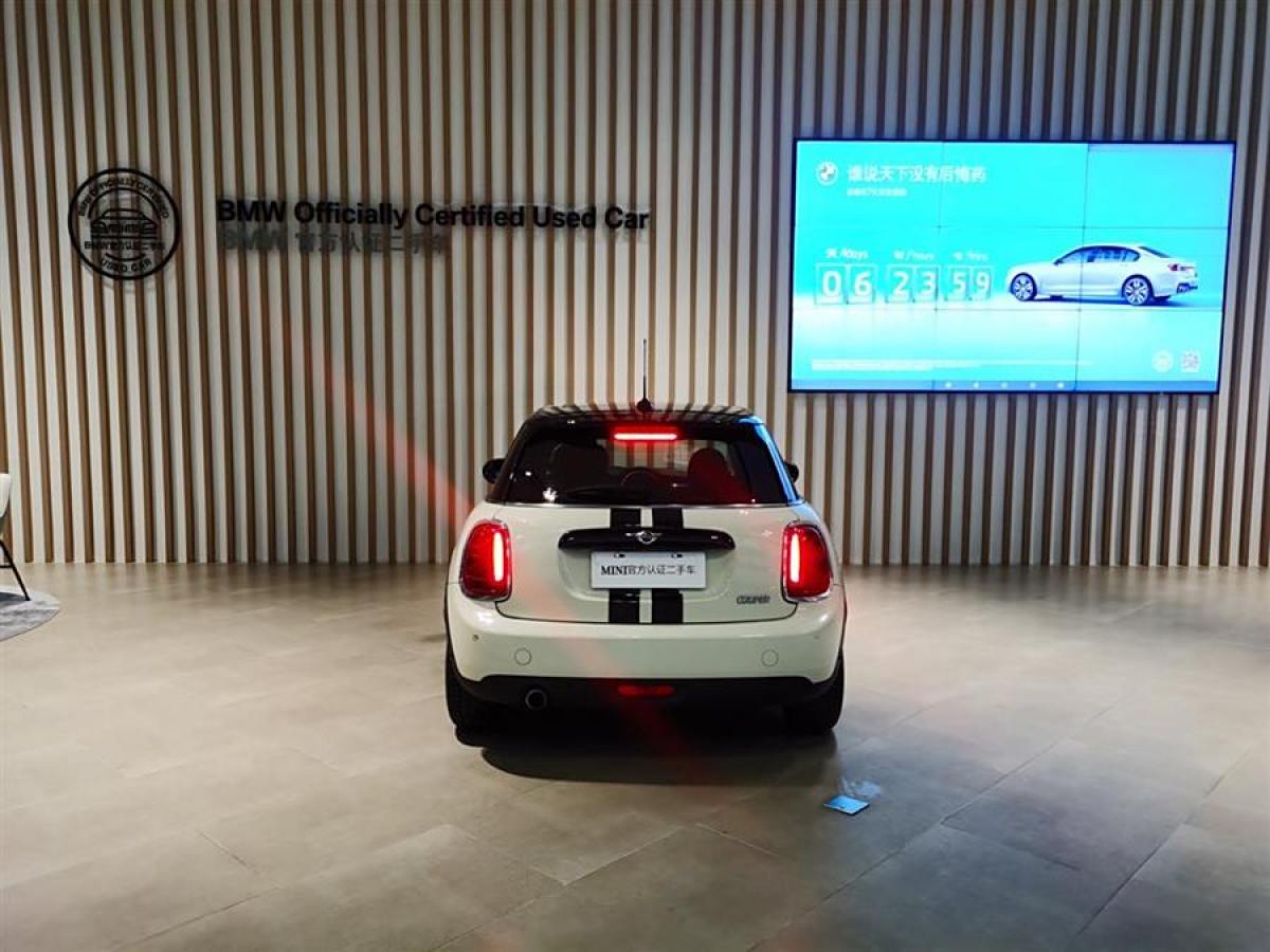 MINI MINI  2021款 1.5T COOPER 經(jīng)典派 五門(mén)版圖片