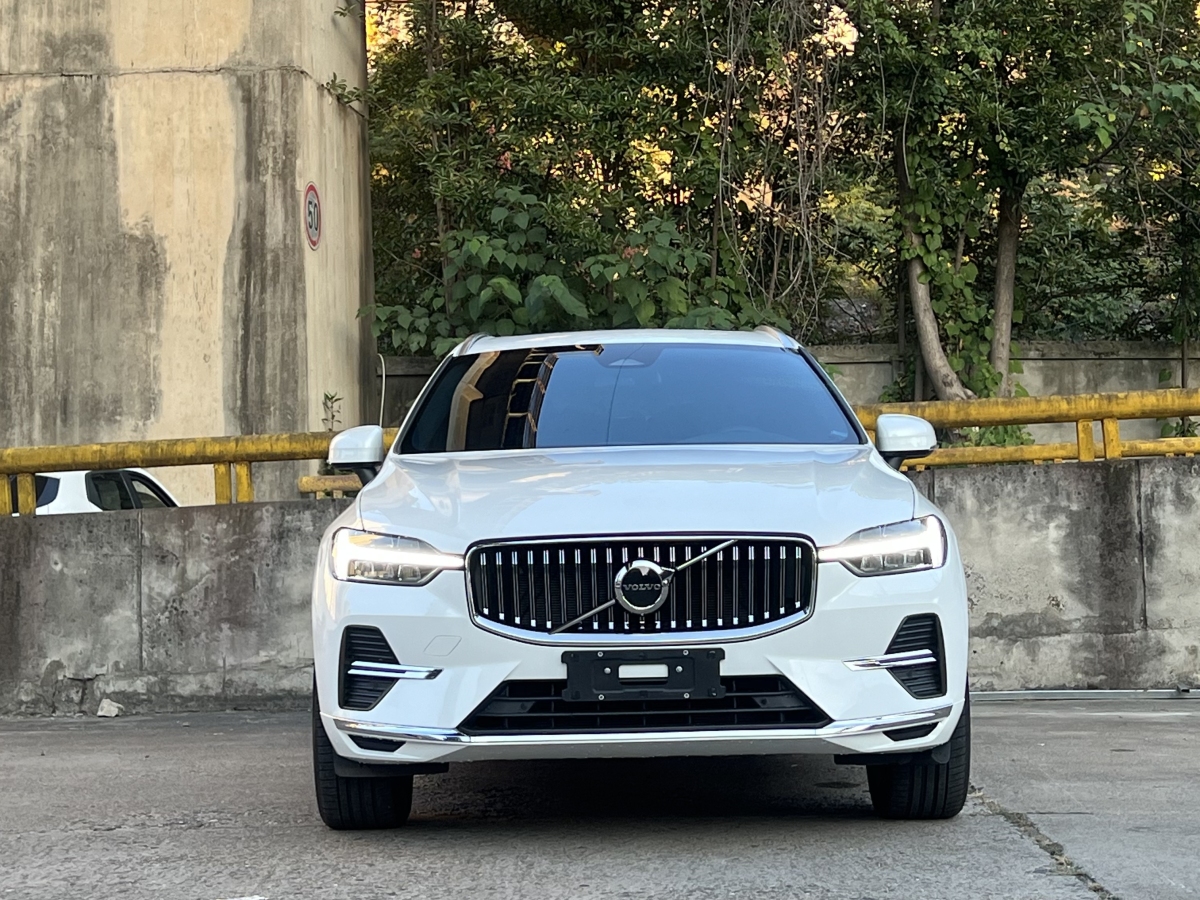 2023年5月沃爾沃 XC60  2023款 B5 四驅智逸運動版