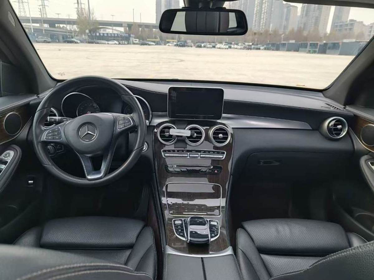 奔馳 奔馳GLC  2019款 GLC 260 4MATIC 動感型圖片