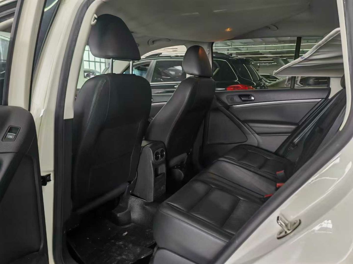 大眾 途觀  2013款 2.0TSI 自動四驅(qū)豪華版圖片