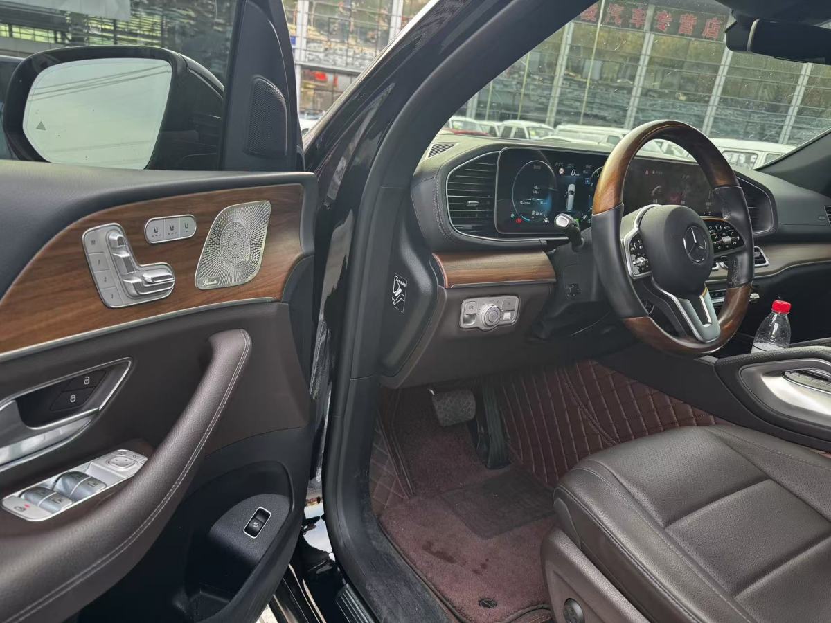 奔馳 奔馳GLS  2022款 改款 GLS 450 4MATIC 豪華型圖片