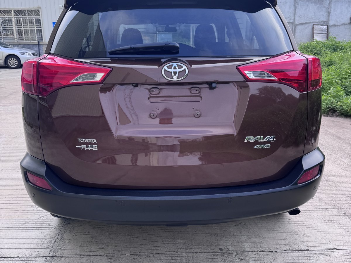 豐田 RAV4  2016款 榮放 2.0L CVT四驅(qū)新銳版圖片