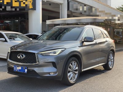 2018年10月 英菲尼迪 QX50 QX50 2.0T CVT兩驅(qū)時尚版圖片