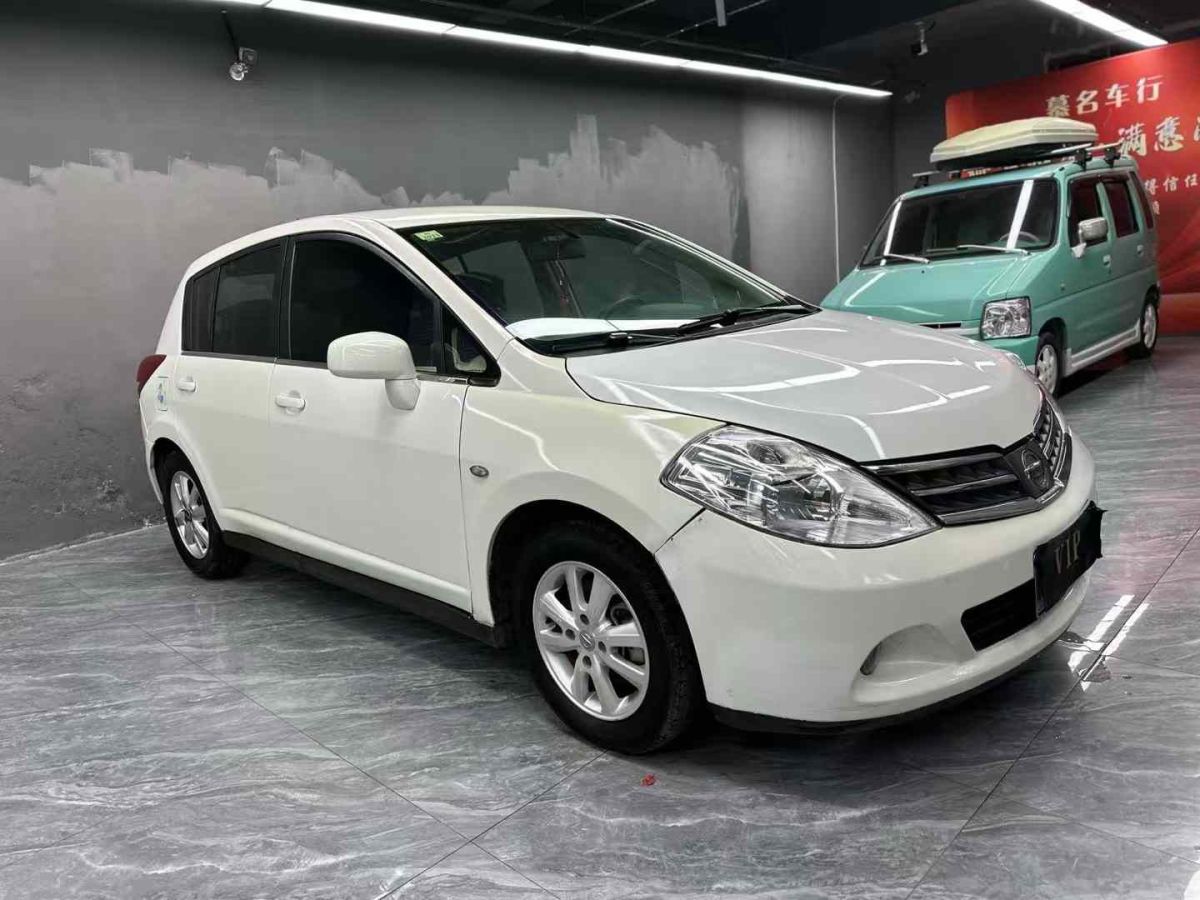 日產(chǎn) 頤達(dá)  2009款 1.6L 自動(dòng)科技版圖片