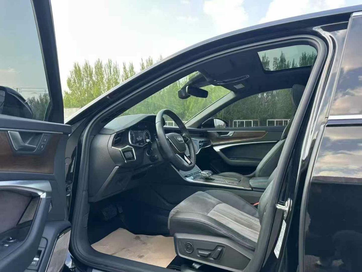 奧迪 奧迪A6L  2019款 40 TFSI 豪華動(dòng)感型圖片