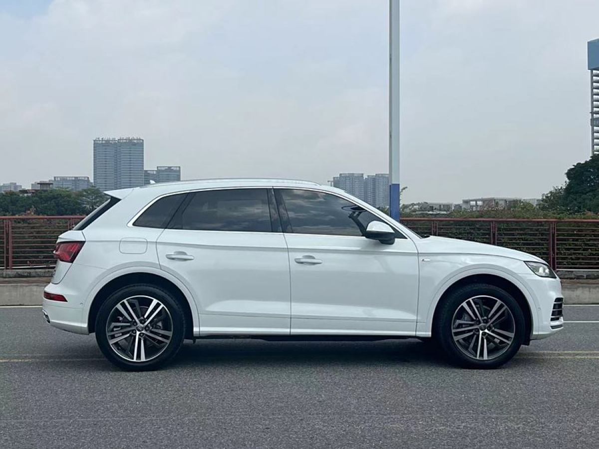 2020年12月奧迪 奧迪Q5L  2020款 45 TFSI 尊享時尚型