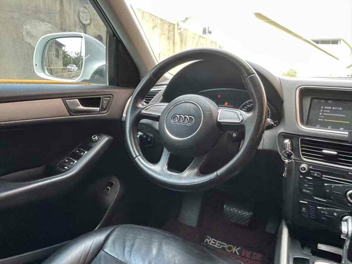 奧迪 奧迪Q5  2013款 Q5 3.0TFSI 45TFSI Quattro 運(yùn)動(dòng)型圖片