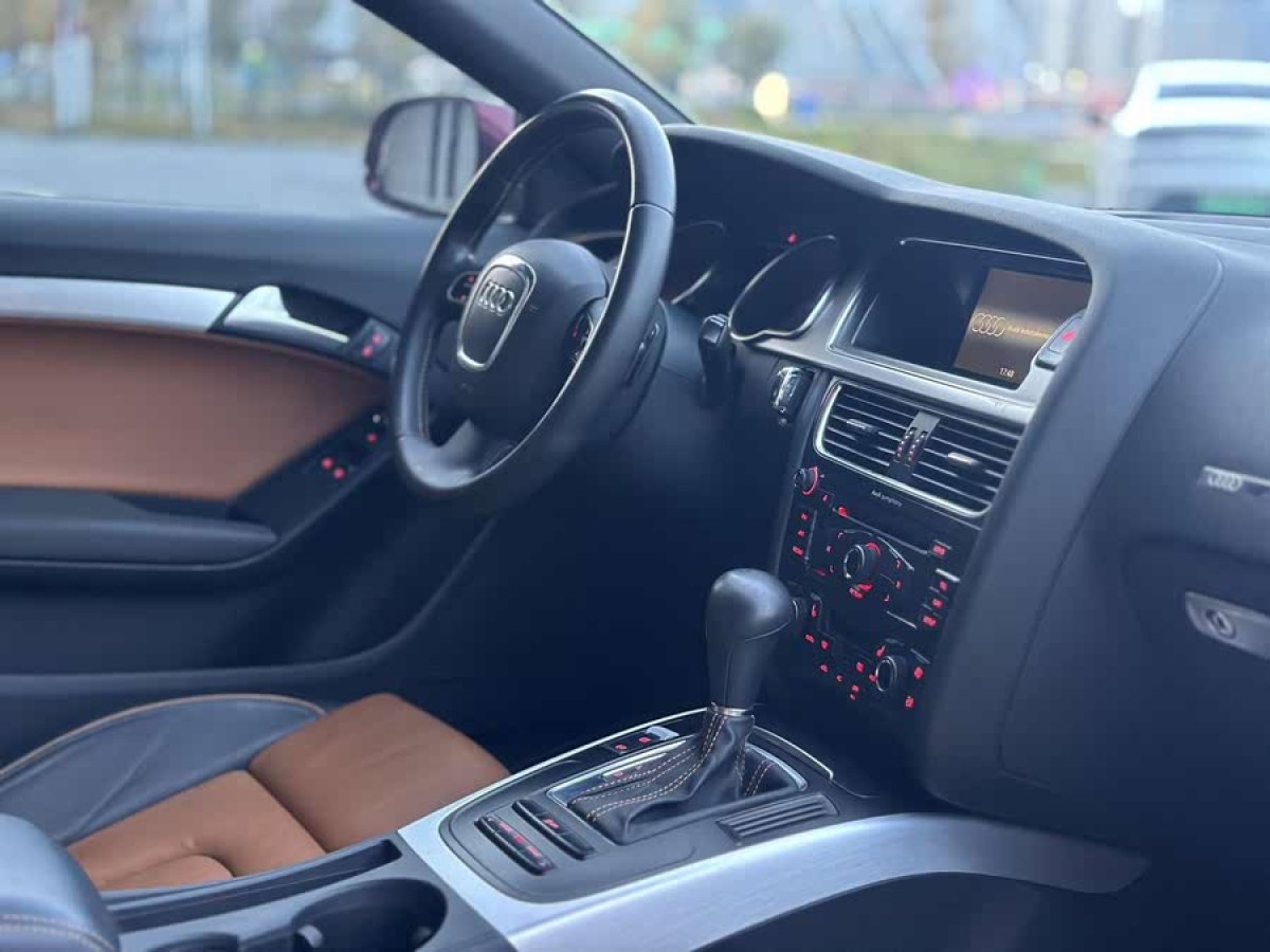 奧迪 奧迪A5  2010款 2.0TFSI Cabriolet圖片