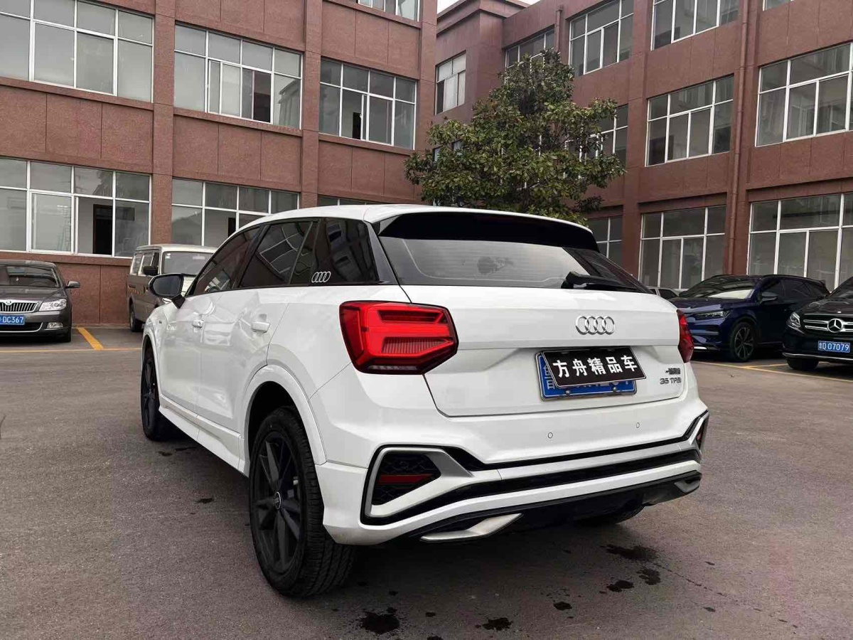 奧迪 奧迪Q2L  2022款 35 TFSI 進(jìn)取致雅型圖片