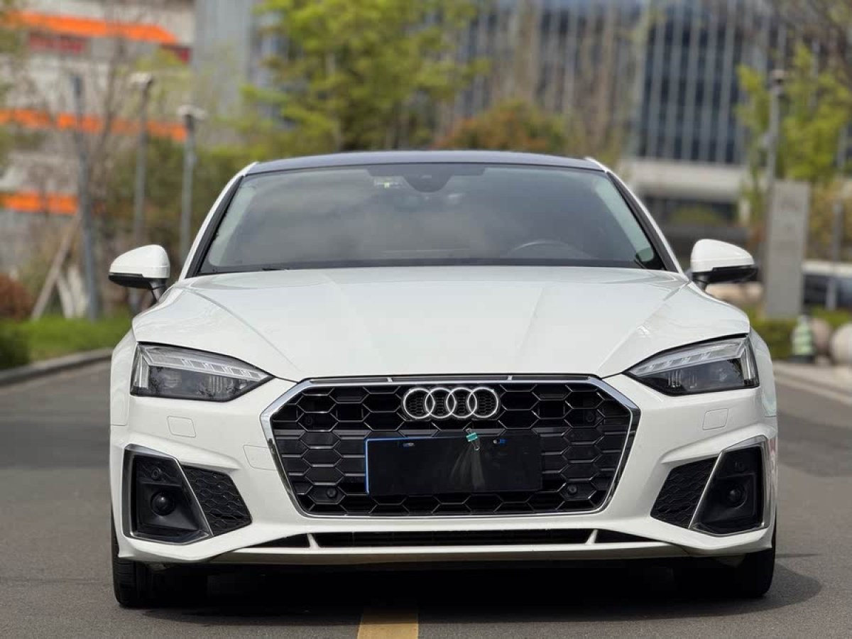 奧迪 奧迪A5  2021款 Sportback 40 TFSI 時(shí)尚致雅型圖片