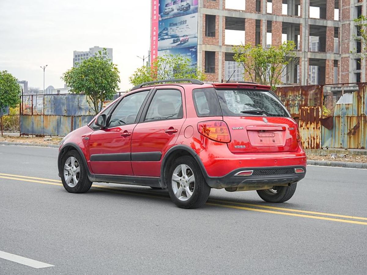 鈴木 天語  2011款 SX4 1.6L 手動兩廂運(yùn)動型圖片