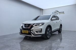 奇駿 日產(chǎn) 2.5L XL  CVT 4WD智聯(lián)領(lǐng)先版