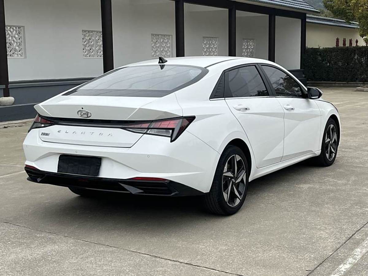 現(xiàn)代 伊蘭特  2023款 1.5L CVT GLX精英版圖片