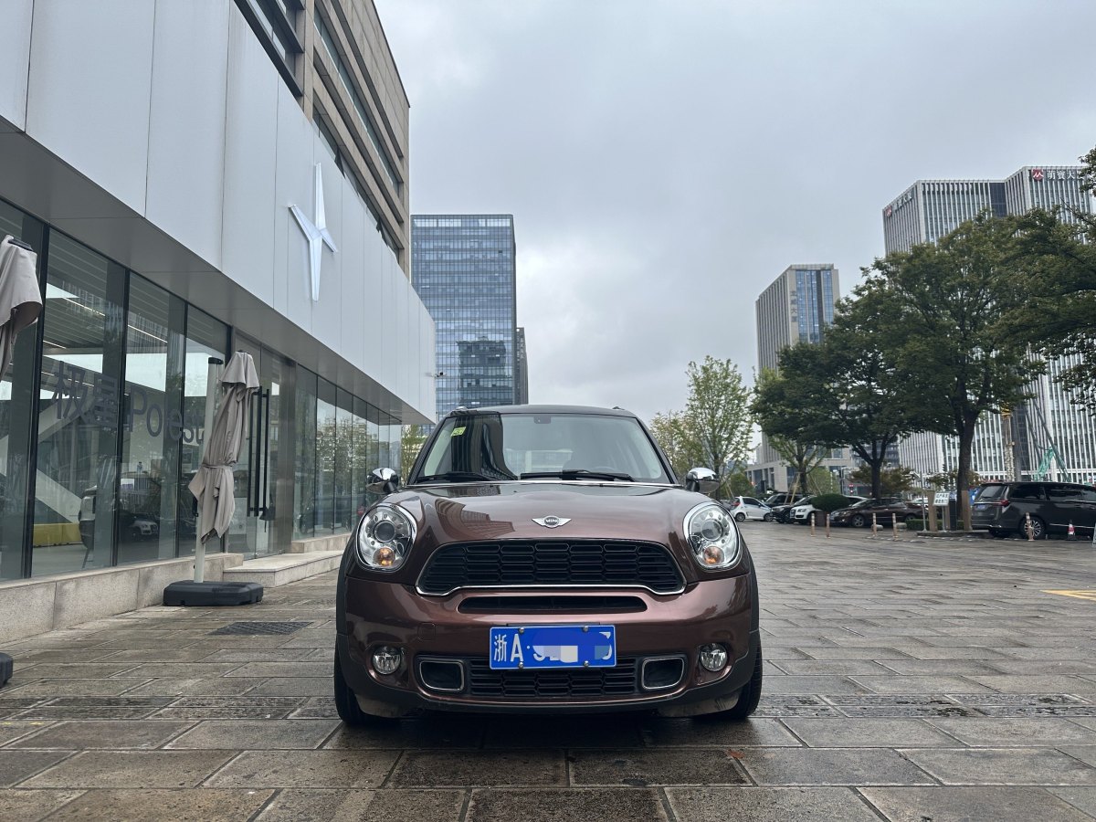 MINI COUNTRYMAN  2013款 1.6T COOPER S ALL4 滑雪版圖片