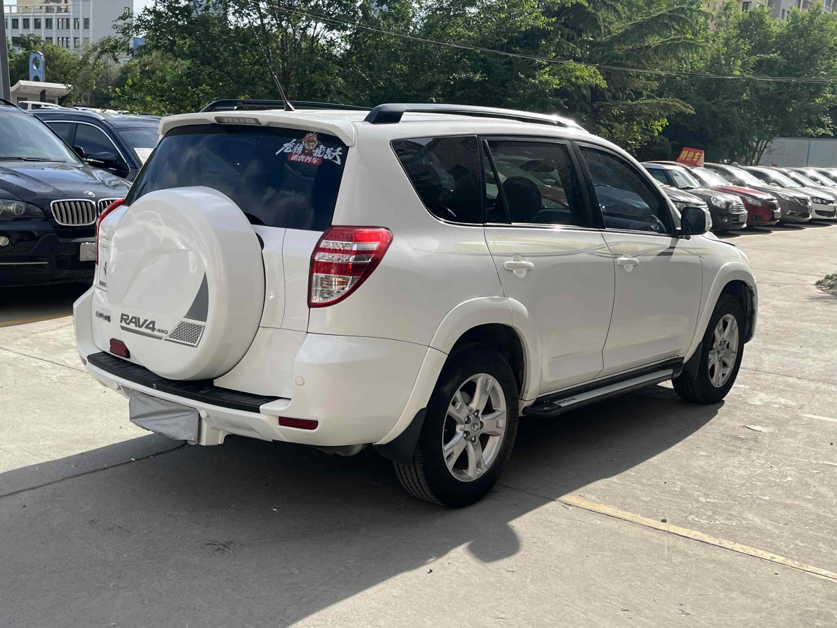 豐田 RAV4  2019款 榮放 2.0L CVT兩驅(qū)先鋒版圖片
