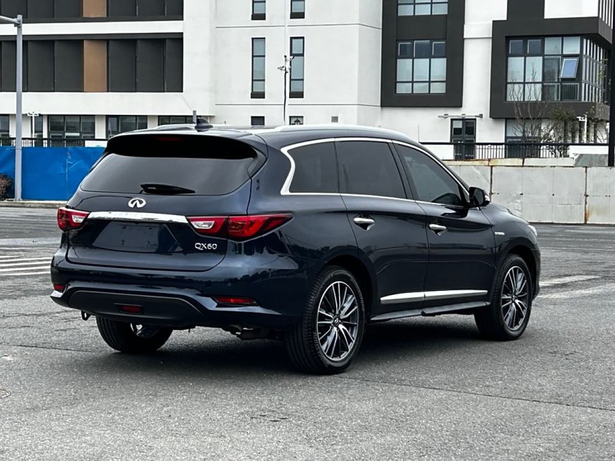 英菲尼迪 QX60  2020款 2.5 S/C Hybrid 兩驅(qū)卓越版 國VI圖片