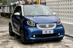 fortwo smart 0.9T 66千瓦硬頂極致版