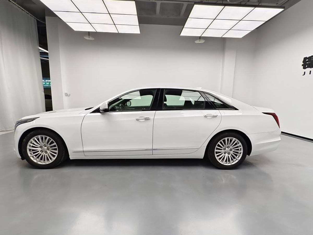 凱迪拉克 CT6  2023款 28T 豪華型圖片