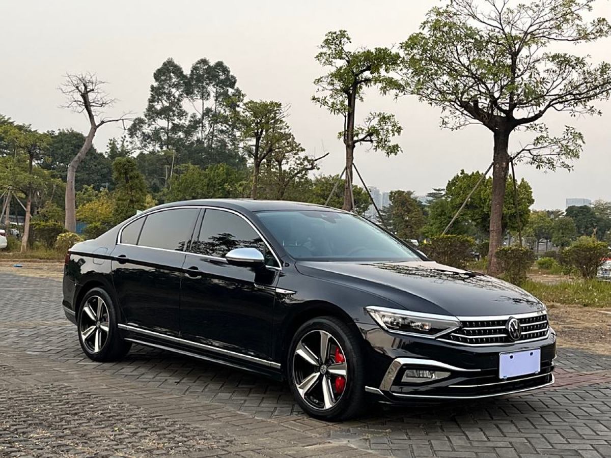 大眾 邁騰  2023款 200萬輛紀(jì)念版 330TSI DSG豪華型圖片