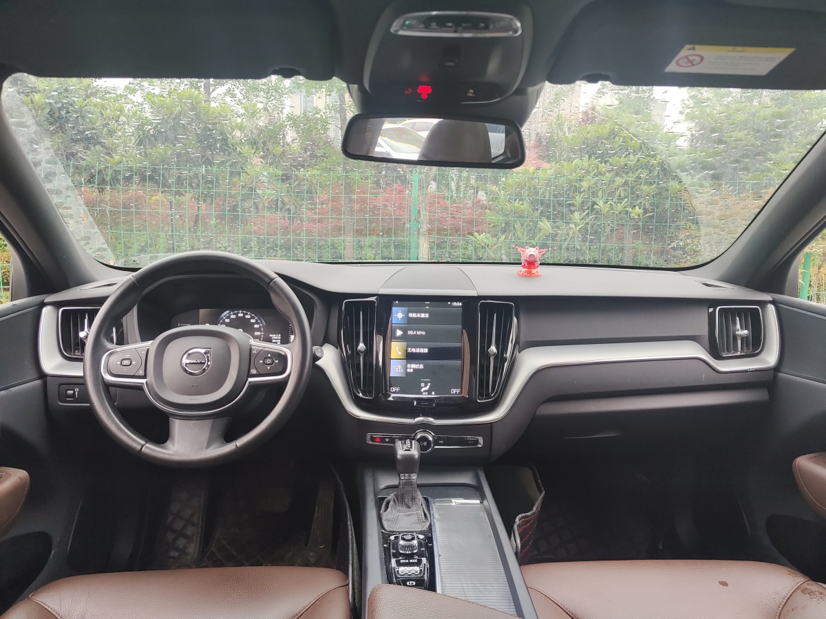 沃尔沃 XC60  2021款 T5 四驱智逸豪华版图片