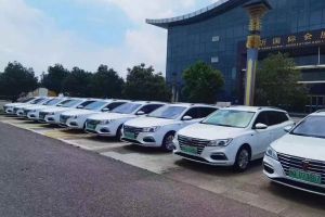 i5 榮威  1.5L 手動(dòng)領(lǐng)豪版
