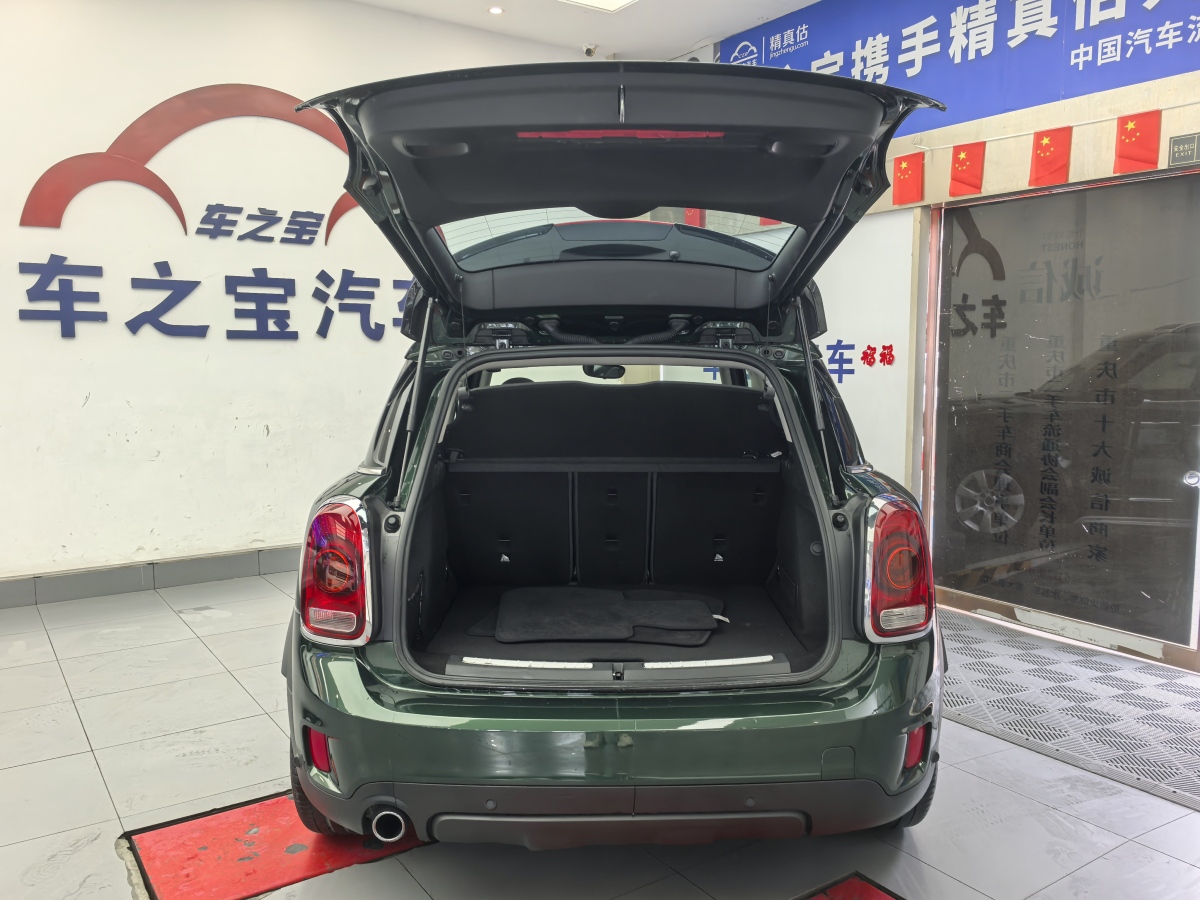 MINI COUNTRYMAN  2018款 1.5T COOPER ALL4 经典派图片