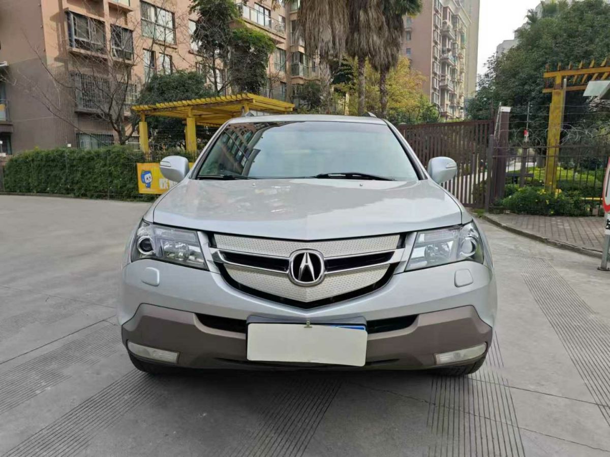 謳歌 MDX  2010款 3.7 標(biāo)準(zhǔn)版圖片