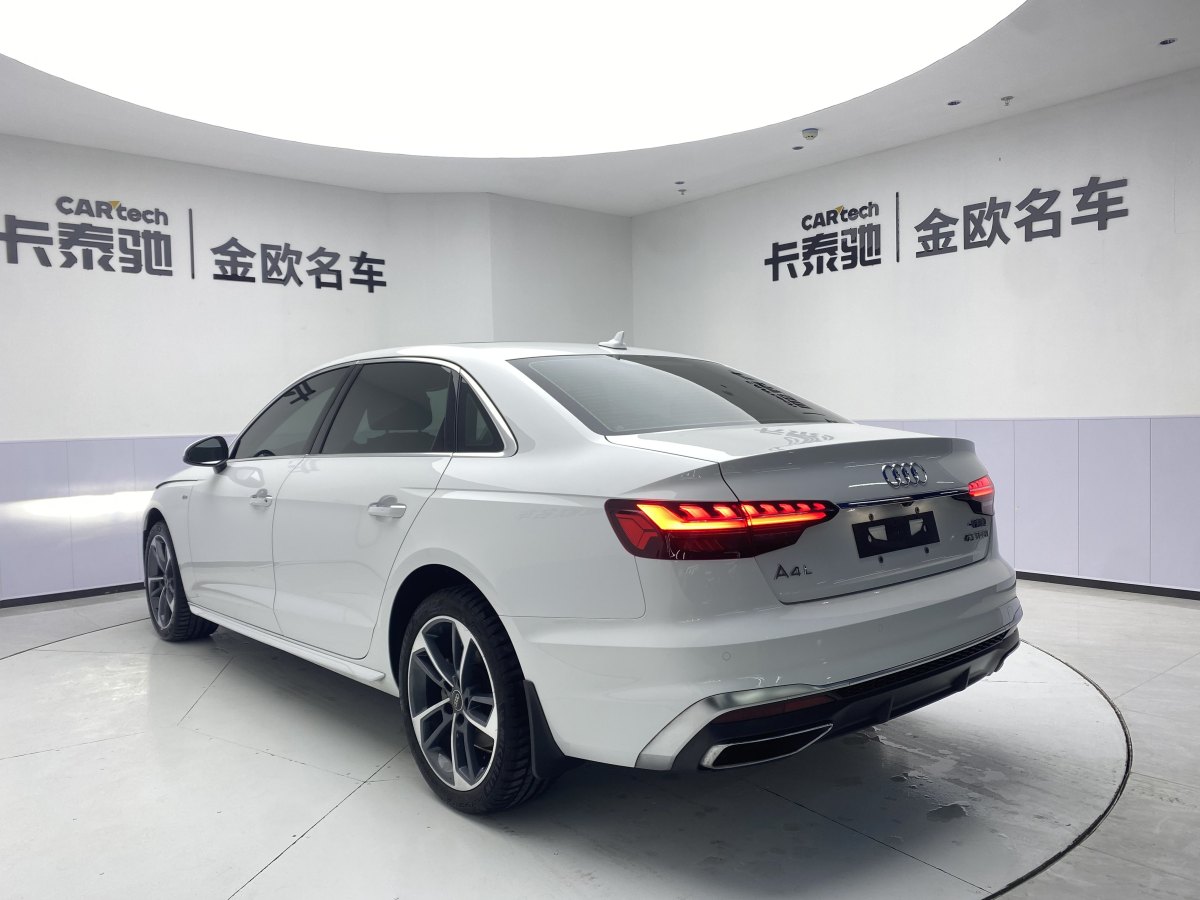 奧迪 奧迪A4L  2022款 40 TFSI 時尚動感型圖片