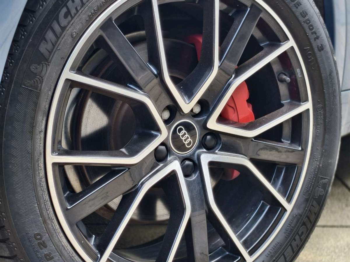 奧迪 奧迪Q5L  2022款 40T RS套件燃速型圖片