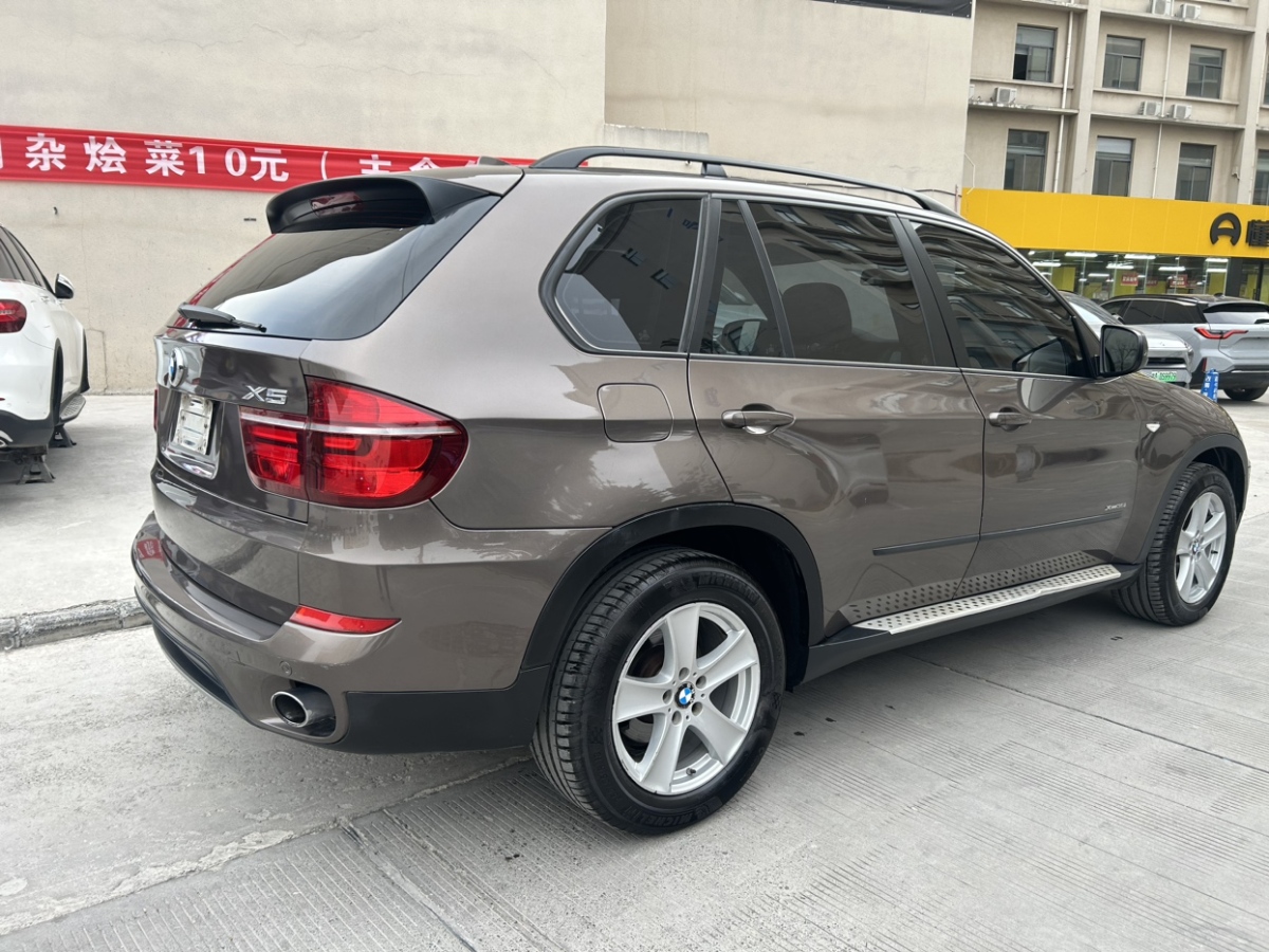 寶馬 寶馬X5  2013款 xDrive35i 領(lǐng)先型圖片