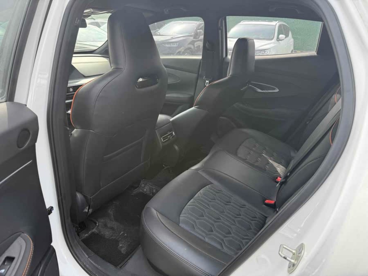 長(zhǎng)安 UNI-T  2022款 1.5T 旗艦型圖片