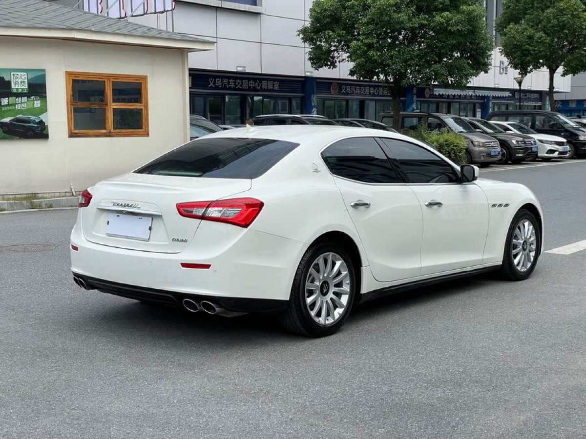 瑪莎拉蒂 Ghibli  2014款 3.0T 標(biāo)準(zhǔn)版圖片