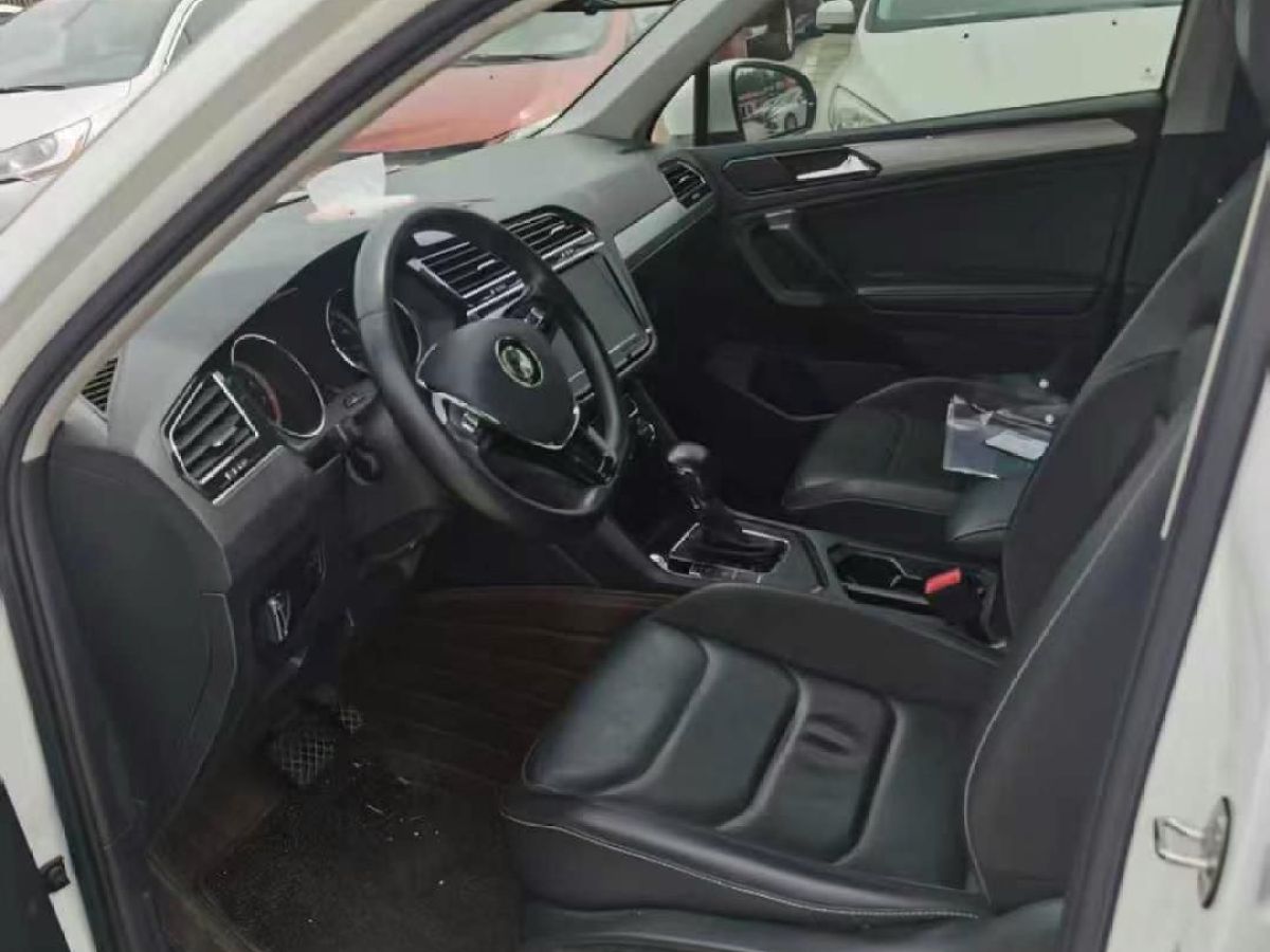 大眾 途觀L  2020款 330TSI 自動兩驅(qū)全景舒適版 國VI圖片