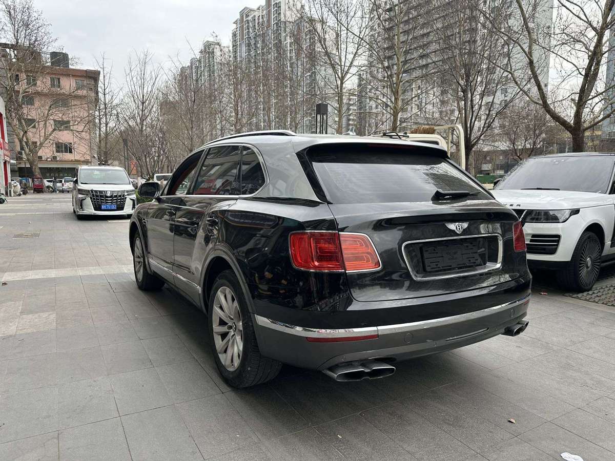 賓利 添越  2018款 4.0T V8圖片