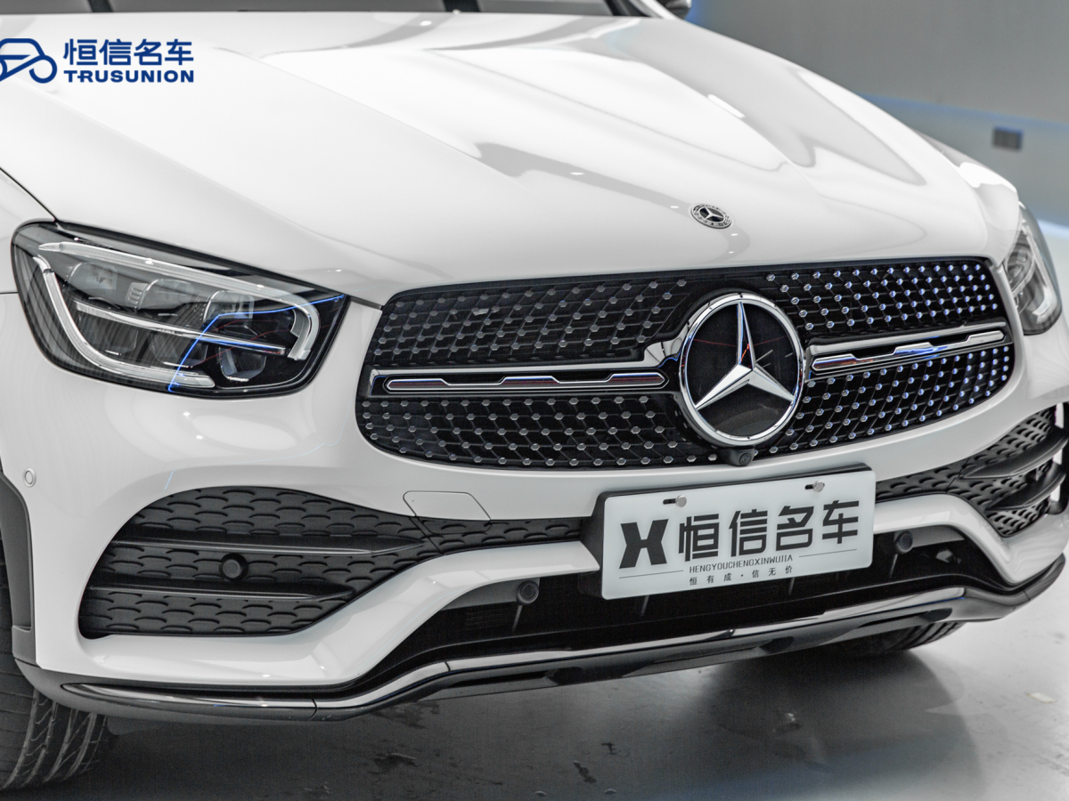 奔馳 奔馳GLC  2022款 改款 GLC 260 4MATIC 轎跑SUV圖片