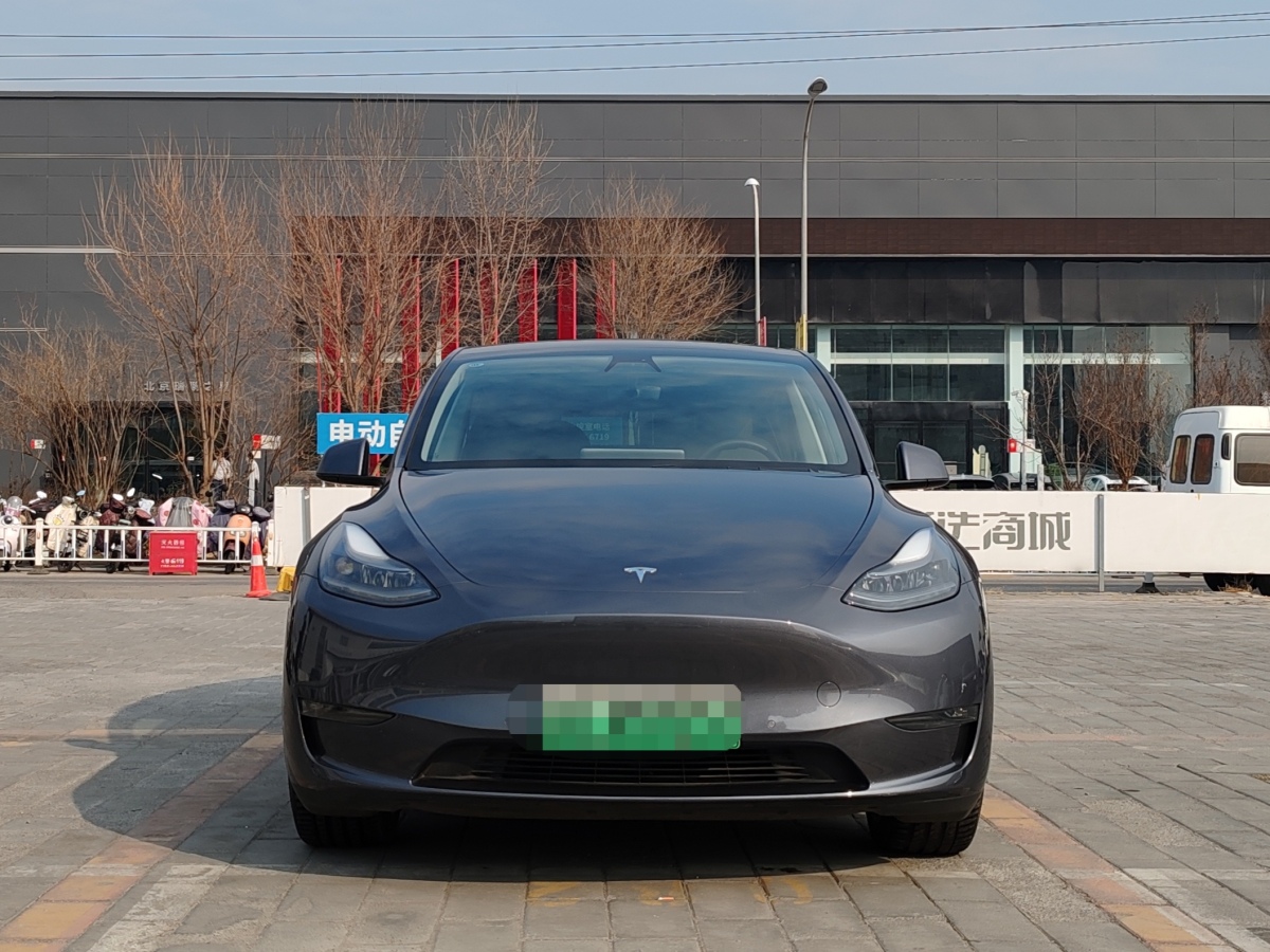 特斯拉 Model 3  2023款 長續(xù)航煥新版 雙電機全輪驅(qū)動圖片