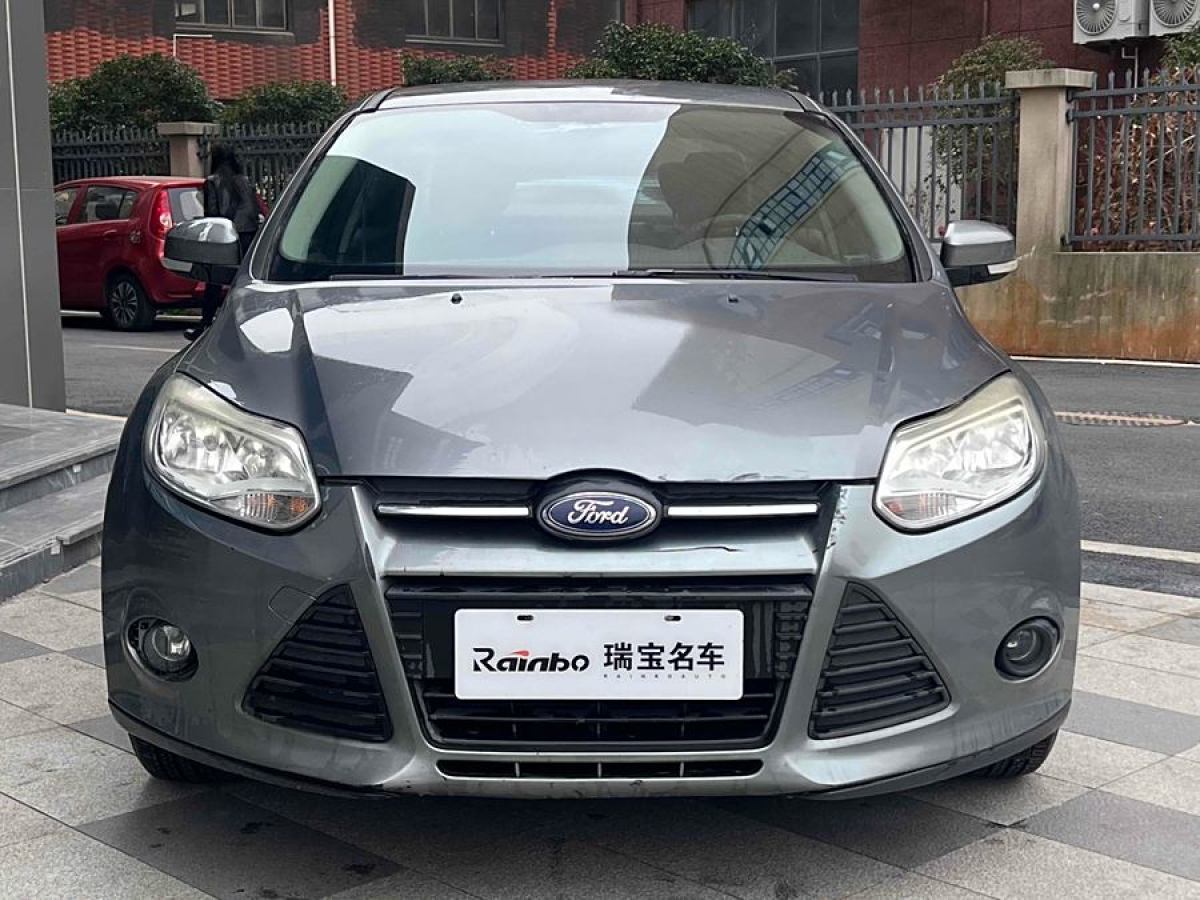 福特 ?？怂? 2012款 三廂 1.6L 自動(dòng)舒適型圖片