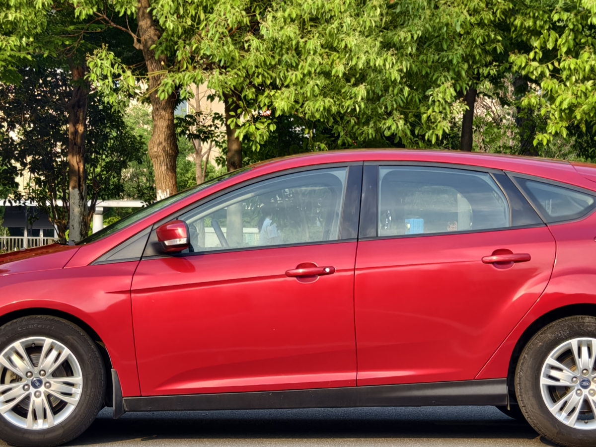 福特 ?？怂? 2012款 兩廂 1.6L 自動(dòng)舒適型圖片
