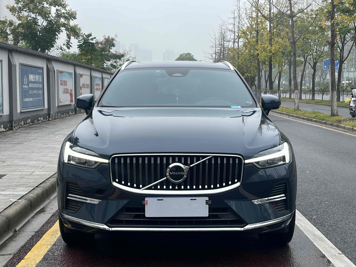 2022年1月沃爾沃 XC60  2022款 B5 四驅(qū)智逸豪華版