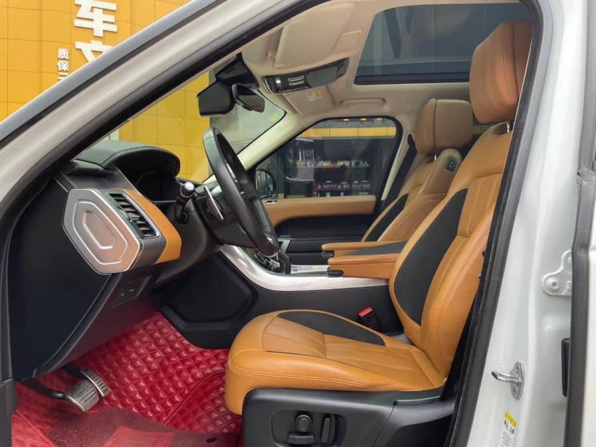 路虎 攬勝運動版  2020款 3.0 L6 HSE DYNAMIC圖片