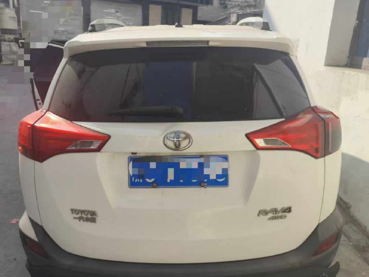 豐田 RAV4榮放  2013款 2.0L CVT四驅(qū)風(fēng)尚版圖片